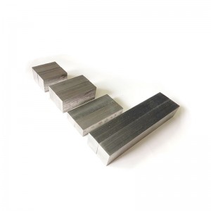 3Amorphous Bars Block Cores